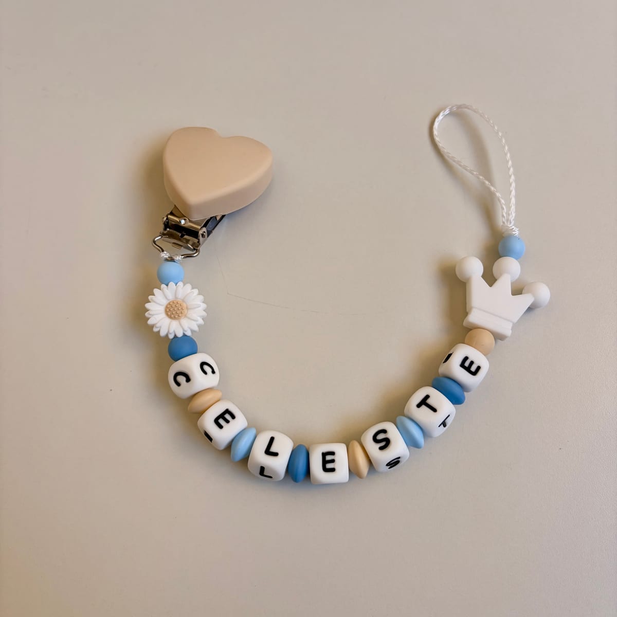 Catenella portaciuccio personalizzata con il nome Celeste